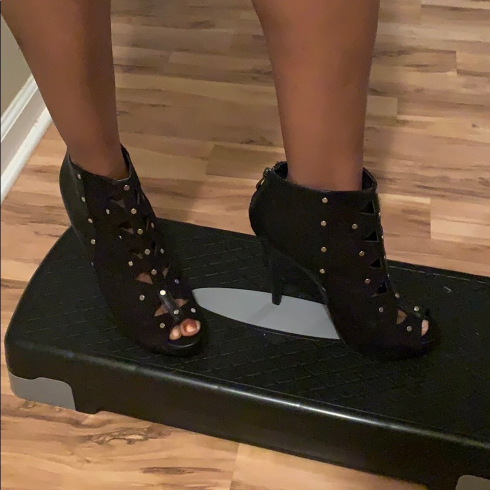 Black stilletto heels  size 10m